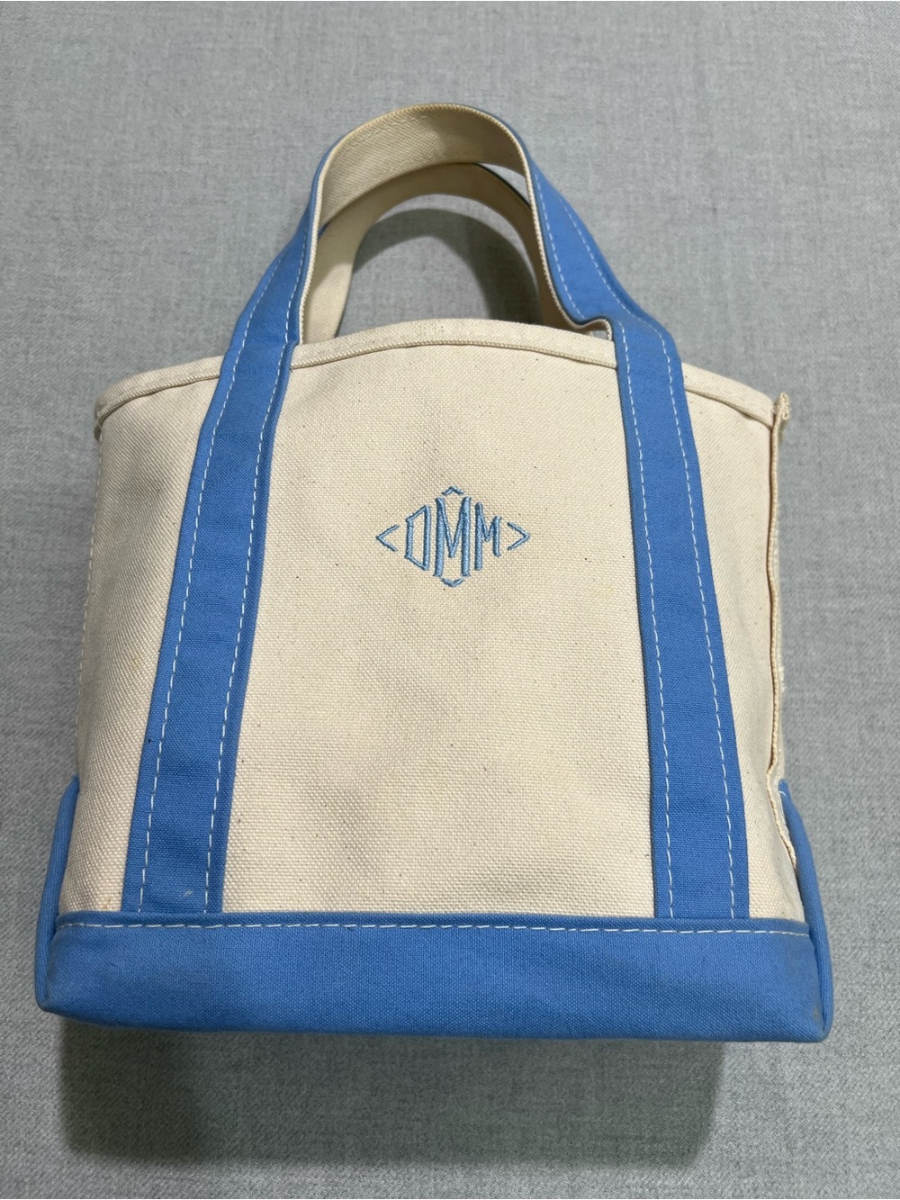 Vtg L.L. Bean Boat and Tote Personalized “DMM” Blue Stitching Small